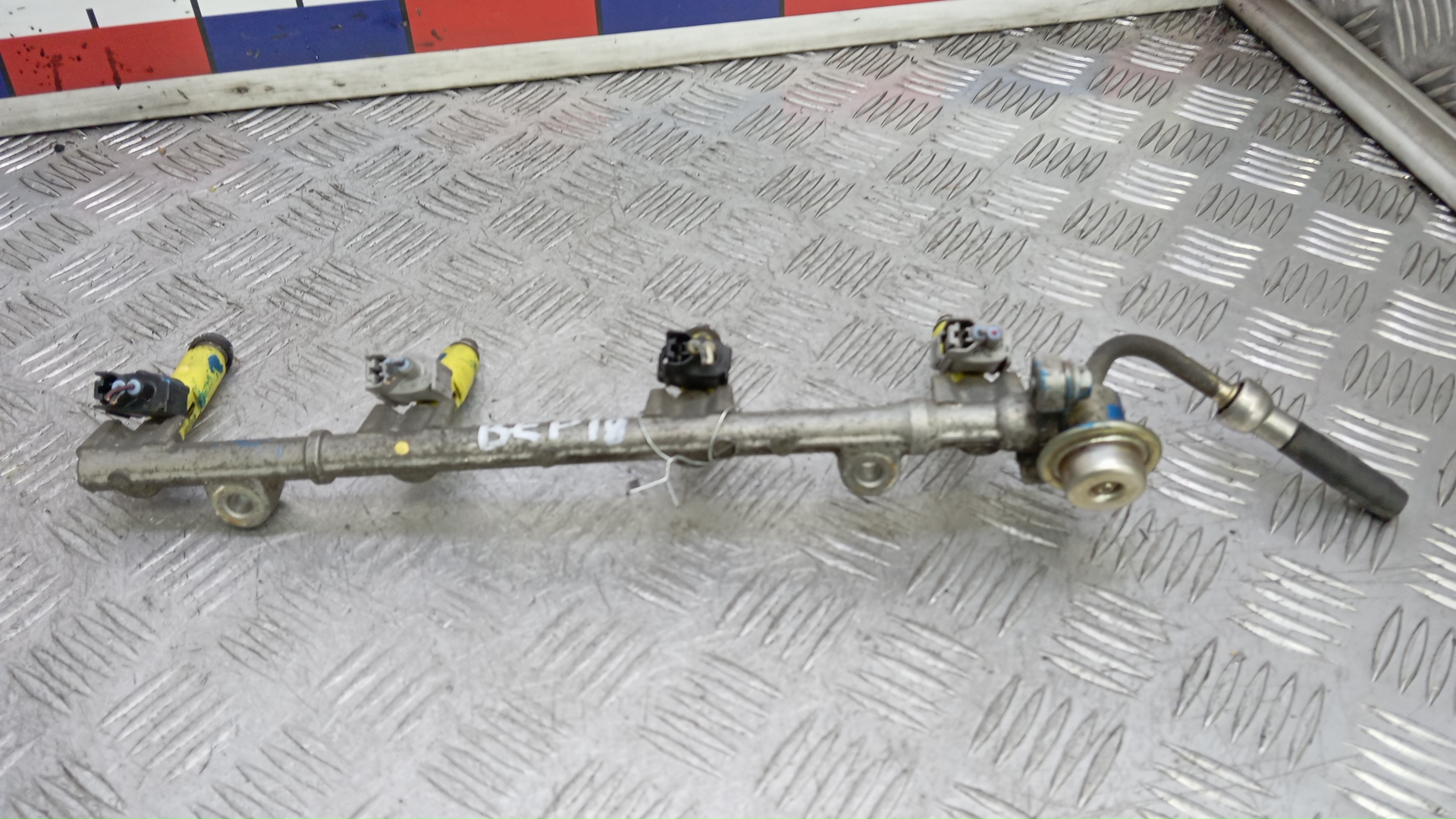 Рейка топливная (рампа)