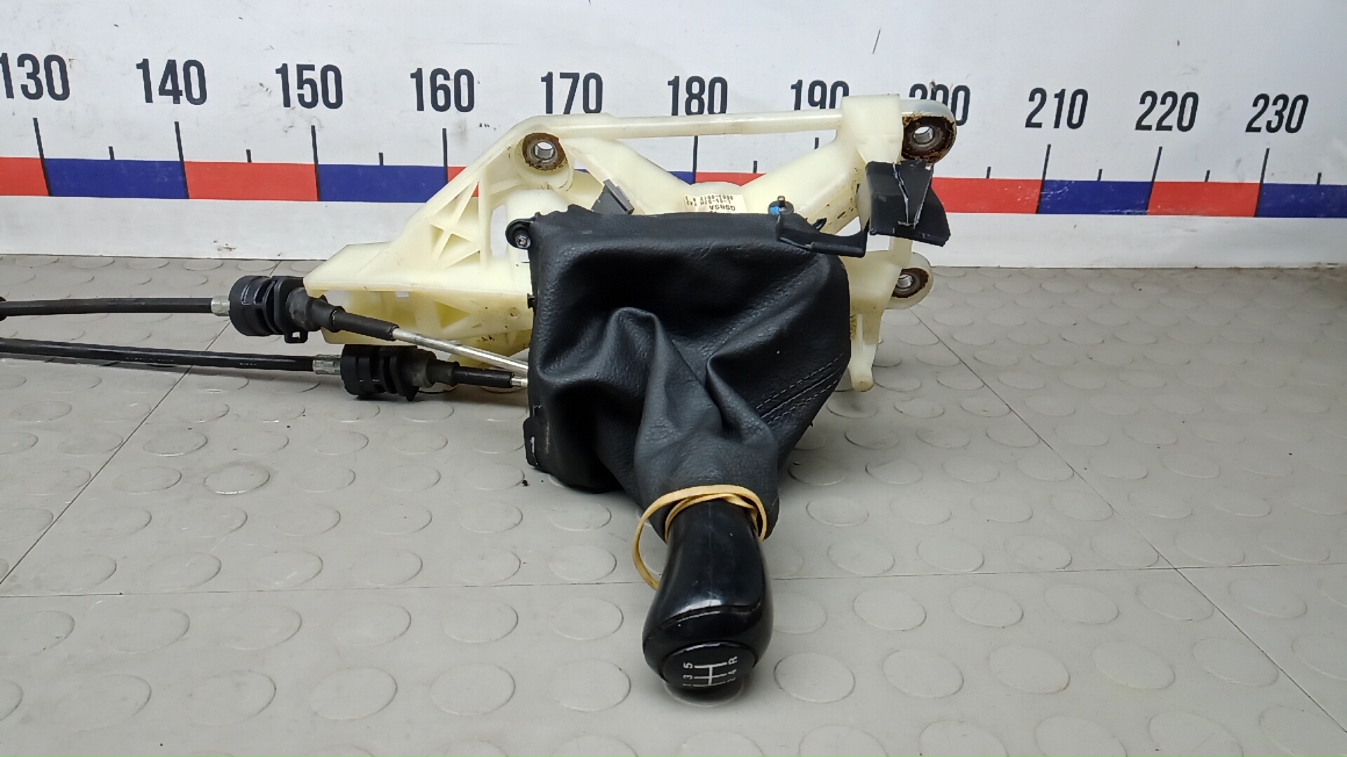 Кулиса МКПП / АКПП