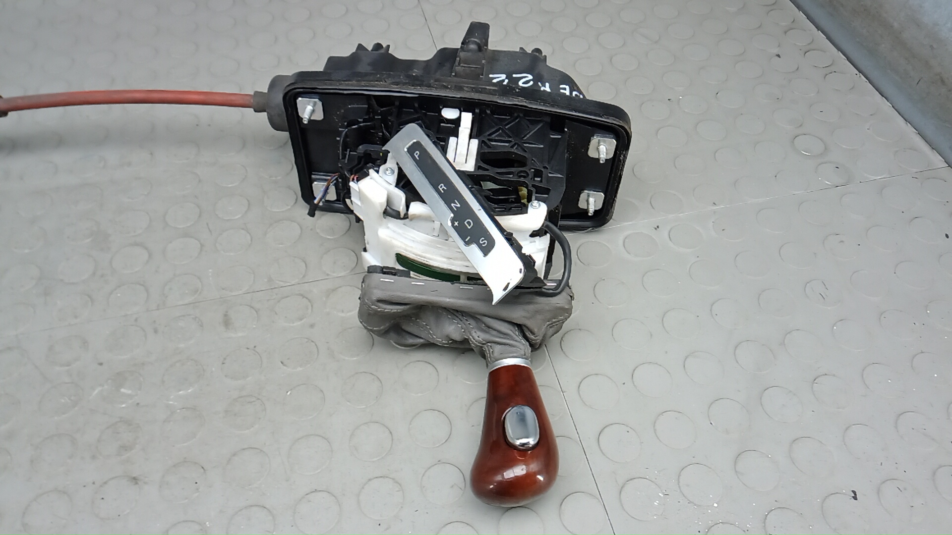 Кулиса МКПП / АКПП