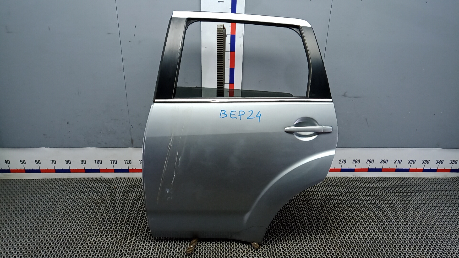 Дверь задняя левая