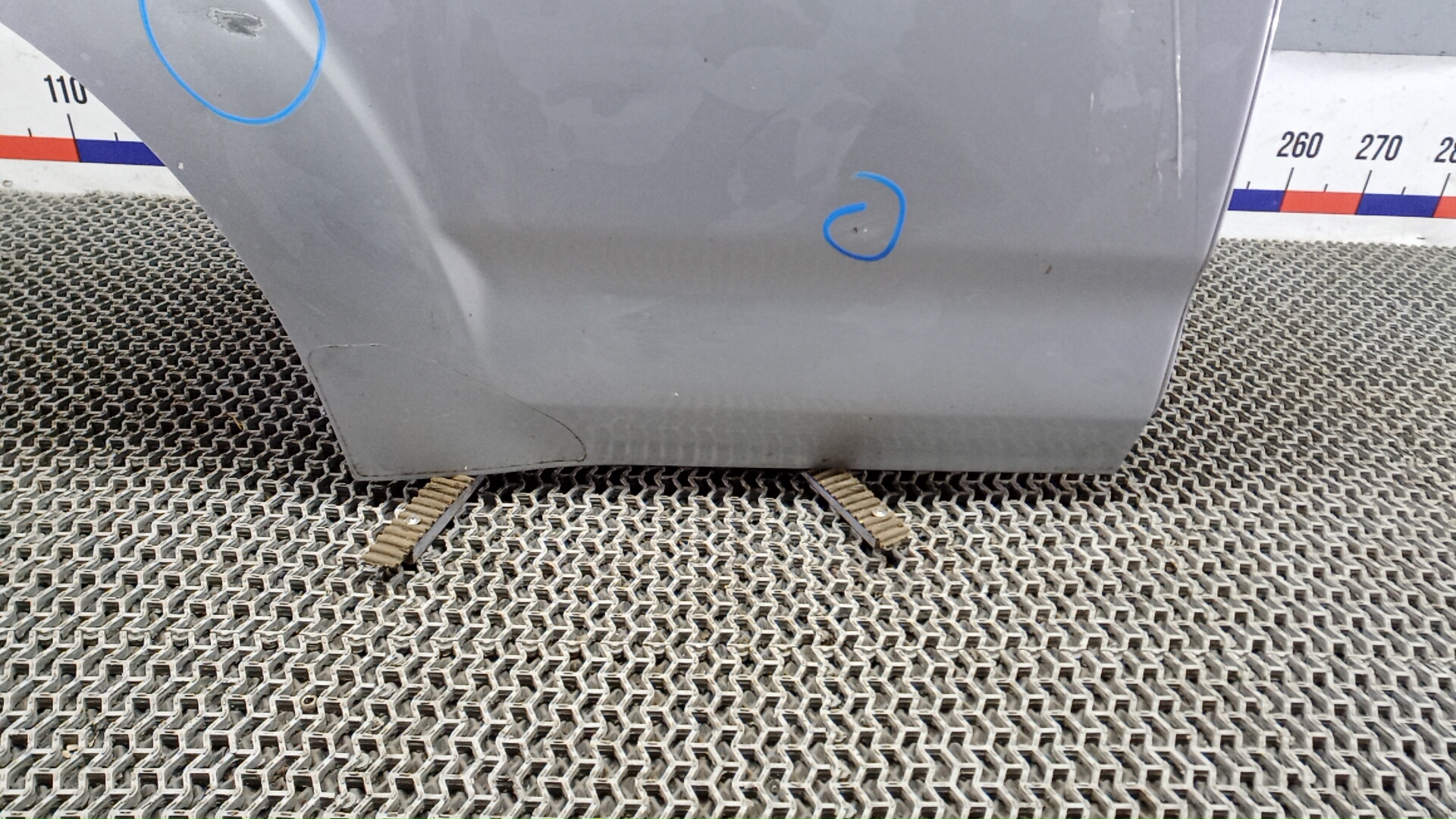 Дверь задняя правая