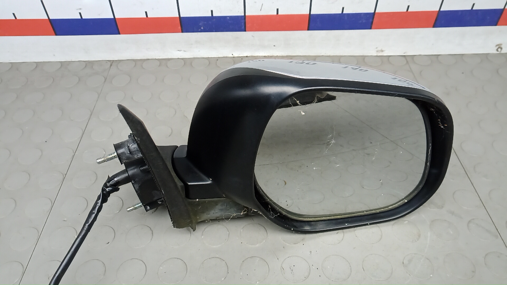 Зеркало правое электрическое