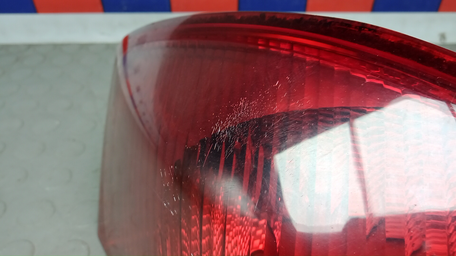 Фонарь задний левый