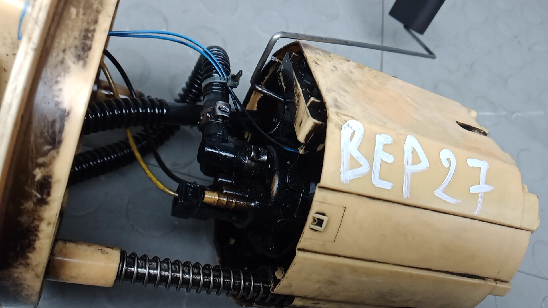 Насос топливный электрический