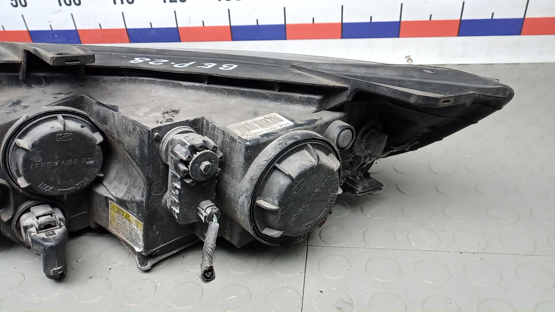 Фара правая