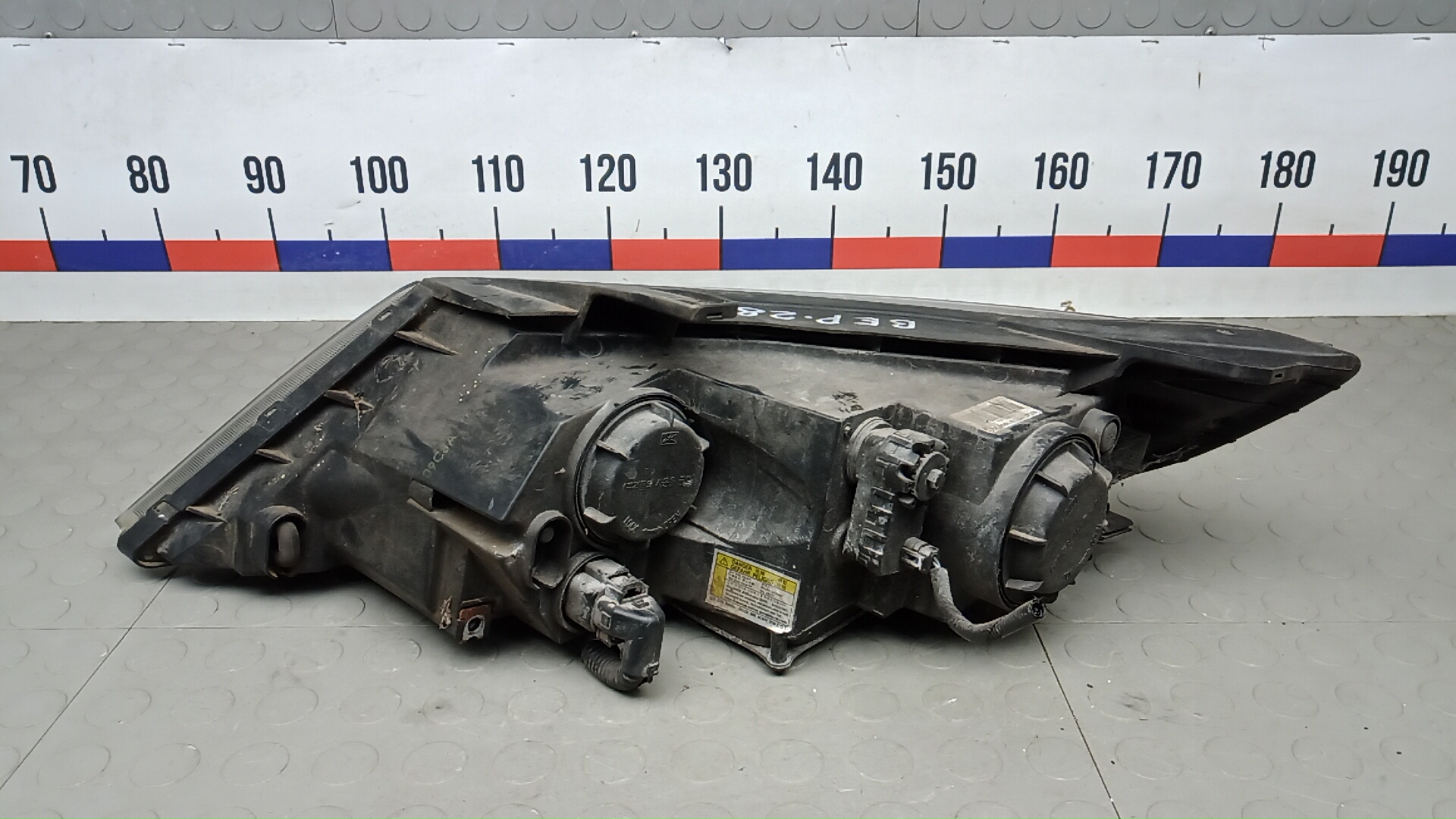 Фара правая