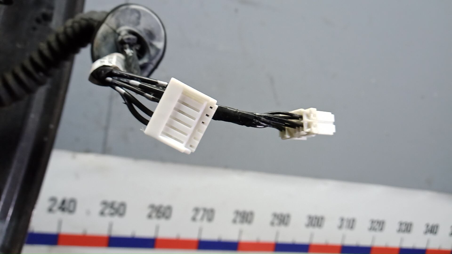 Дверь передняя левая