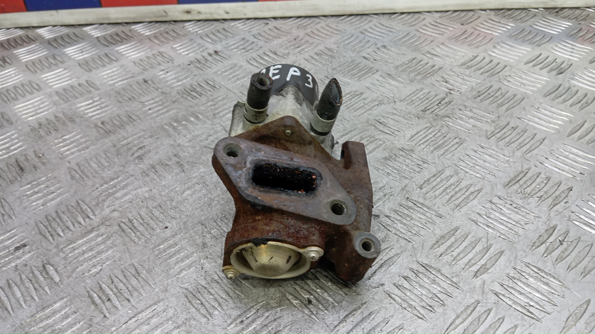 Клапан рециркуляции выхлопных газов (EGR)