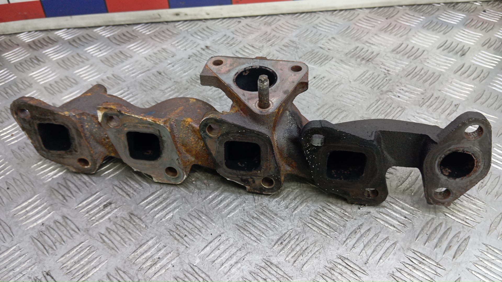 Коллектор выпускной