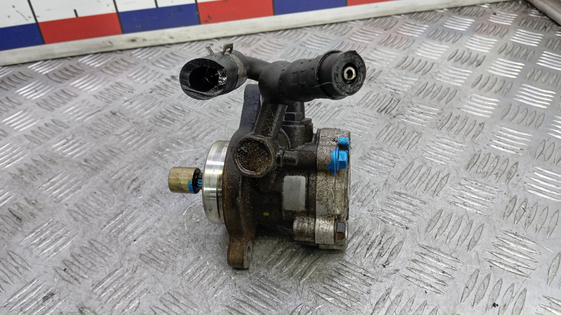 Насос ГУР (гидроусилитель руля)