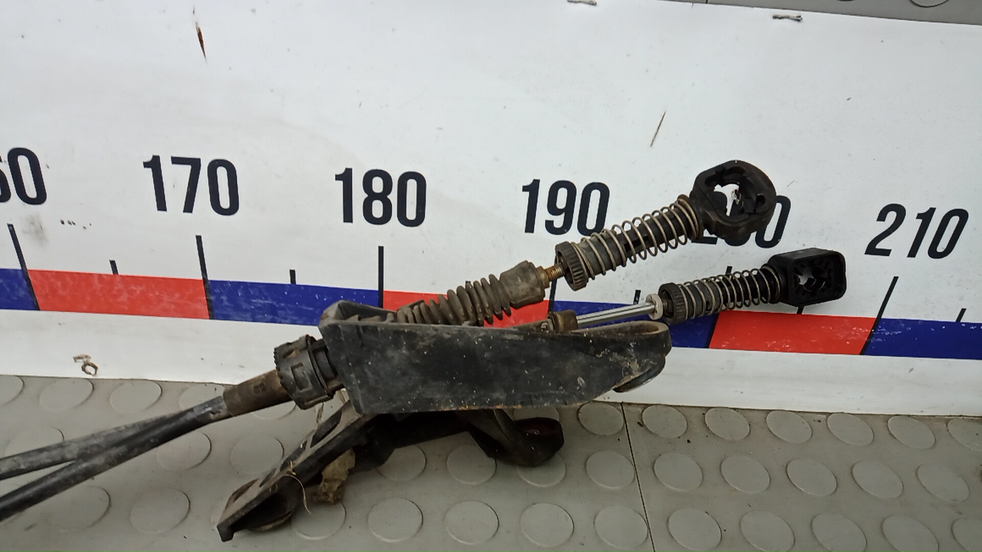 Кулиса МКПП / АКПП