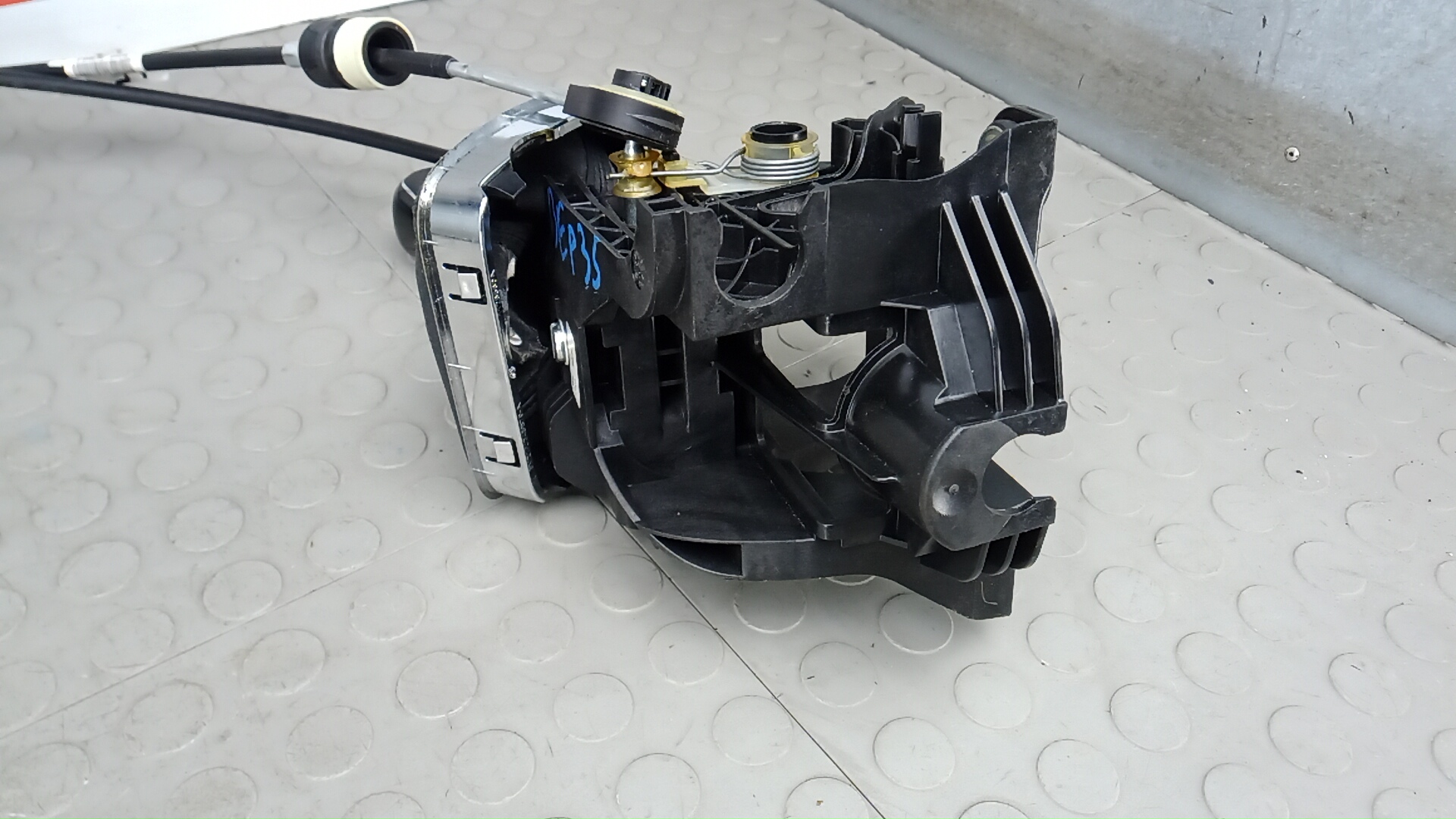 Кулиса МКПП / АКПП