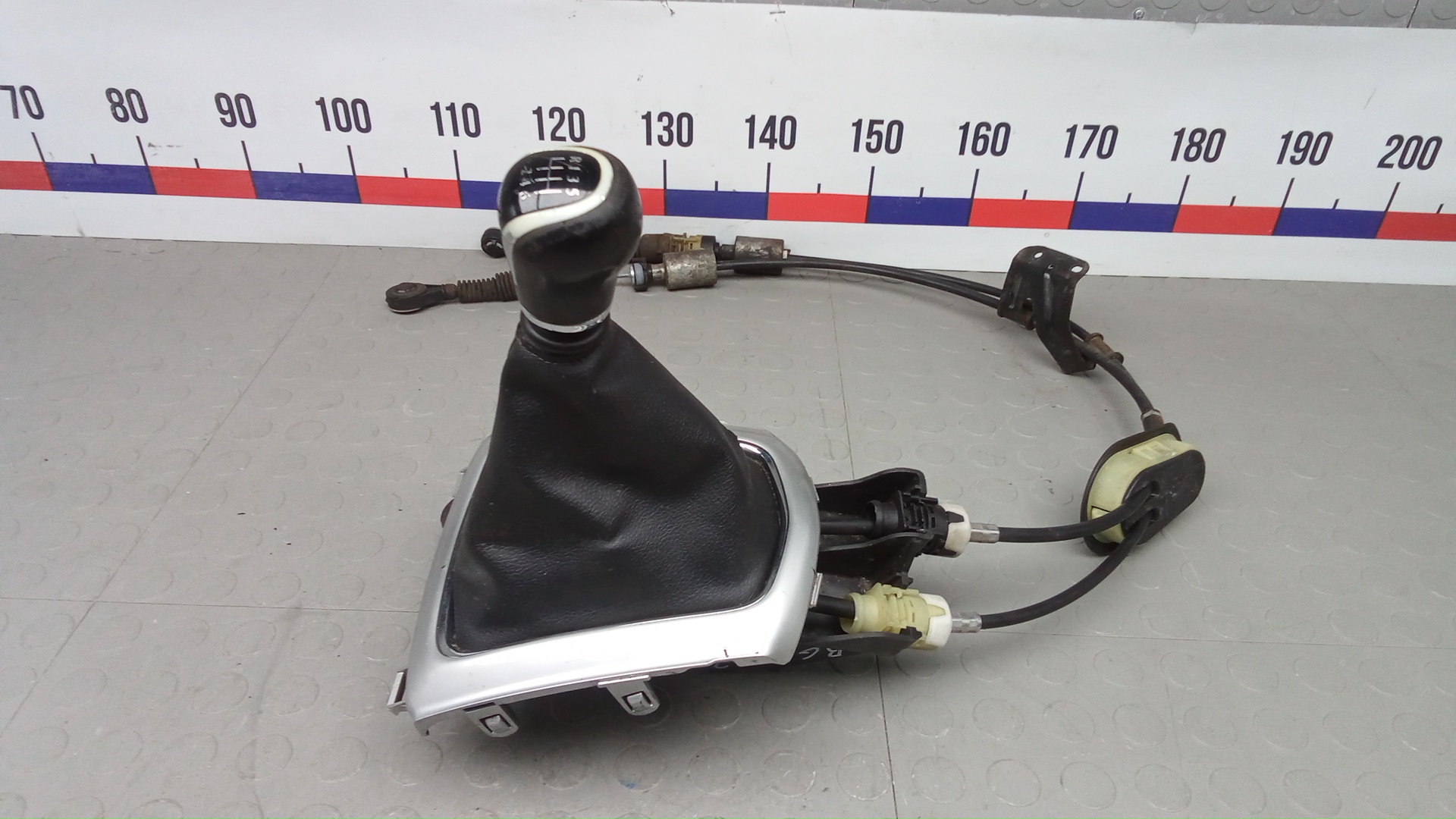 Кулиса МКПП / АКПП