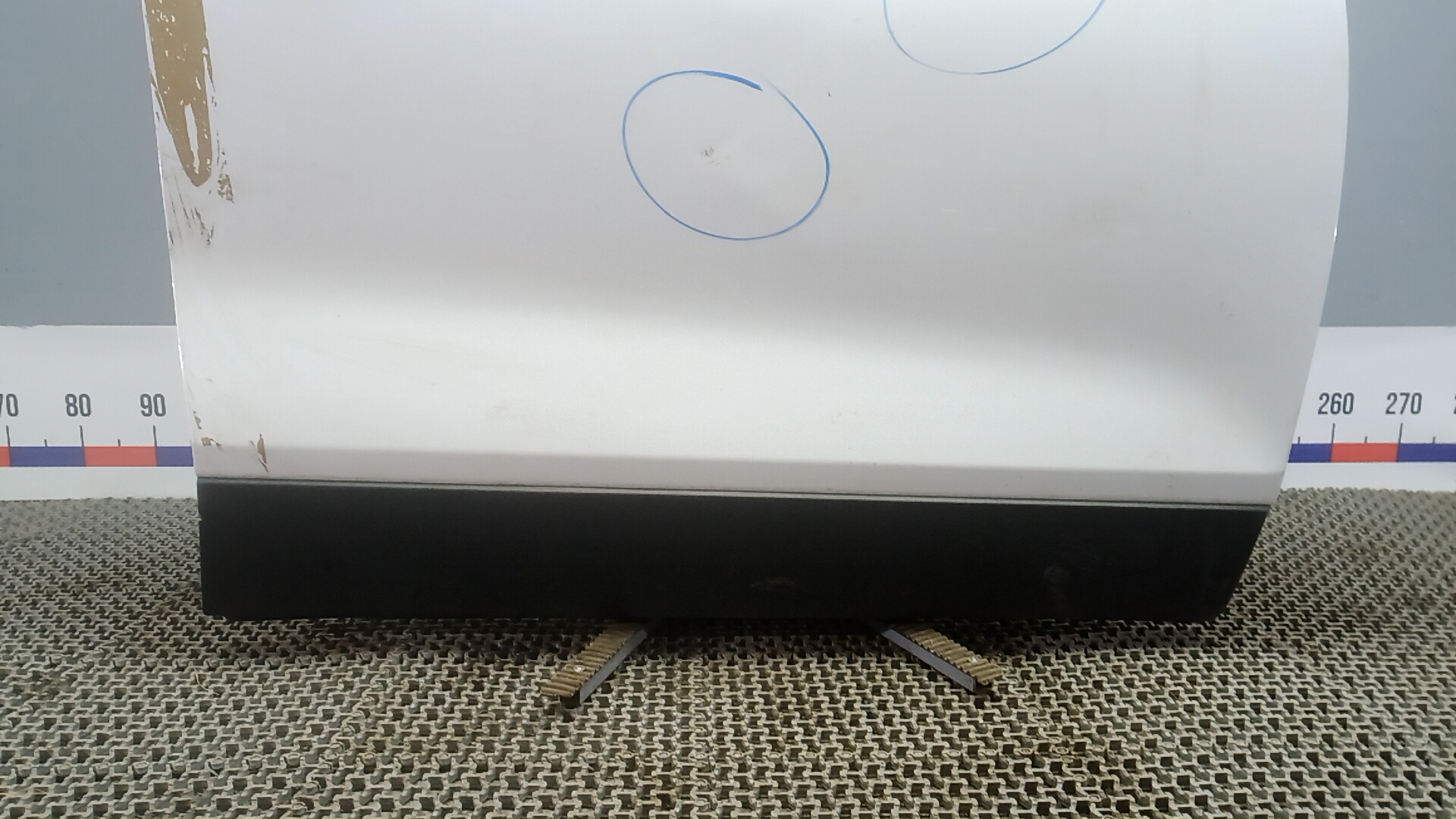 Дверь передняя правая