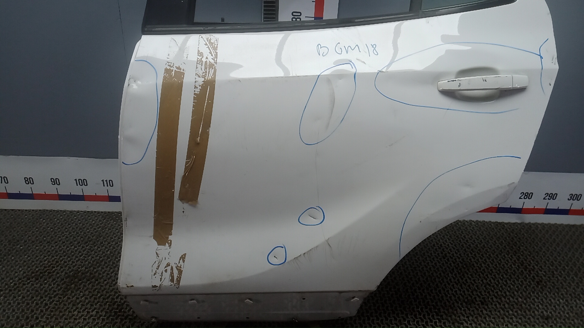 Дверь задняя левая