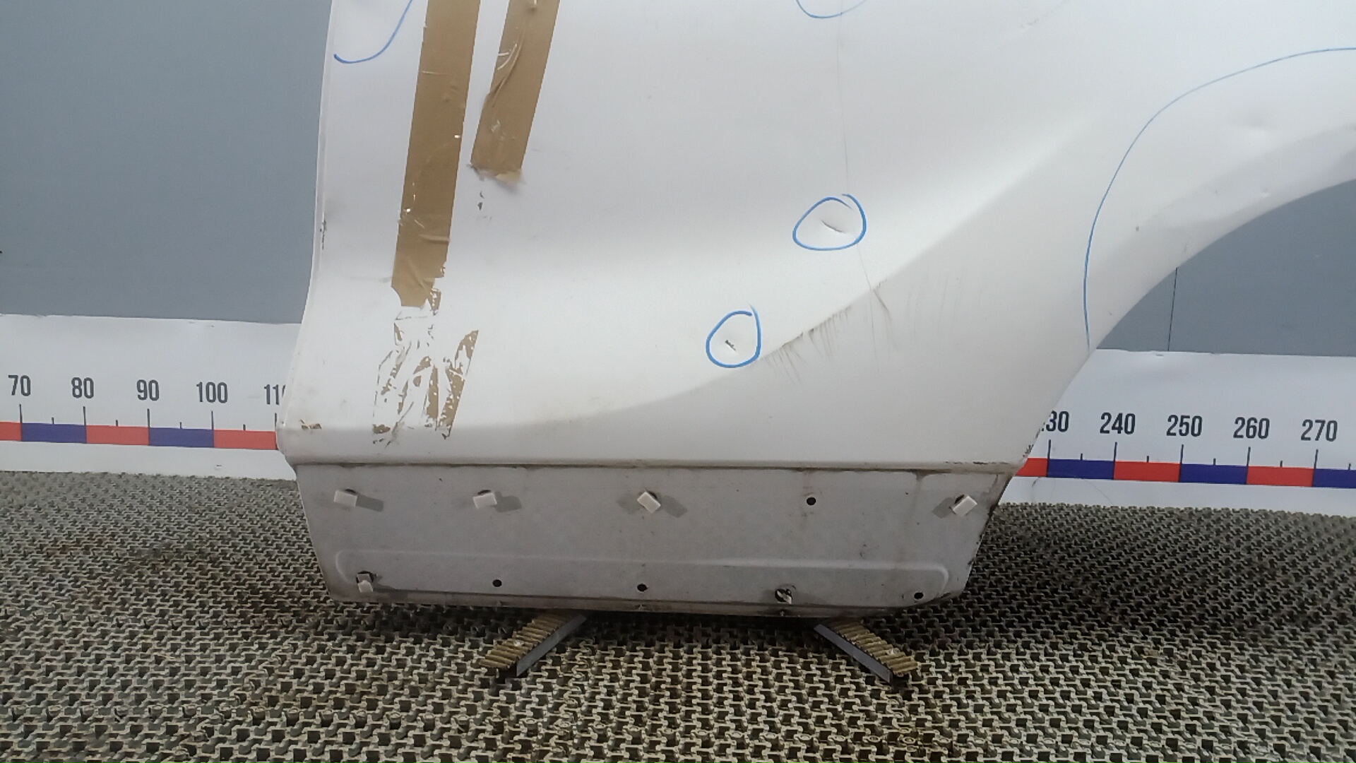 Дверь задняя левая