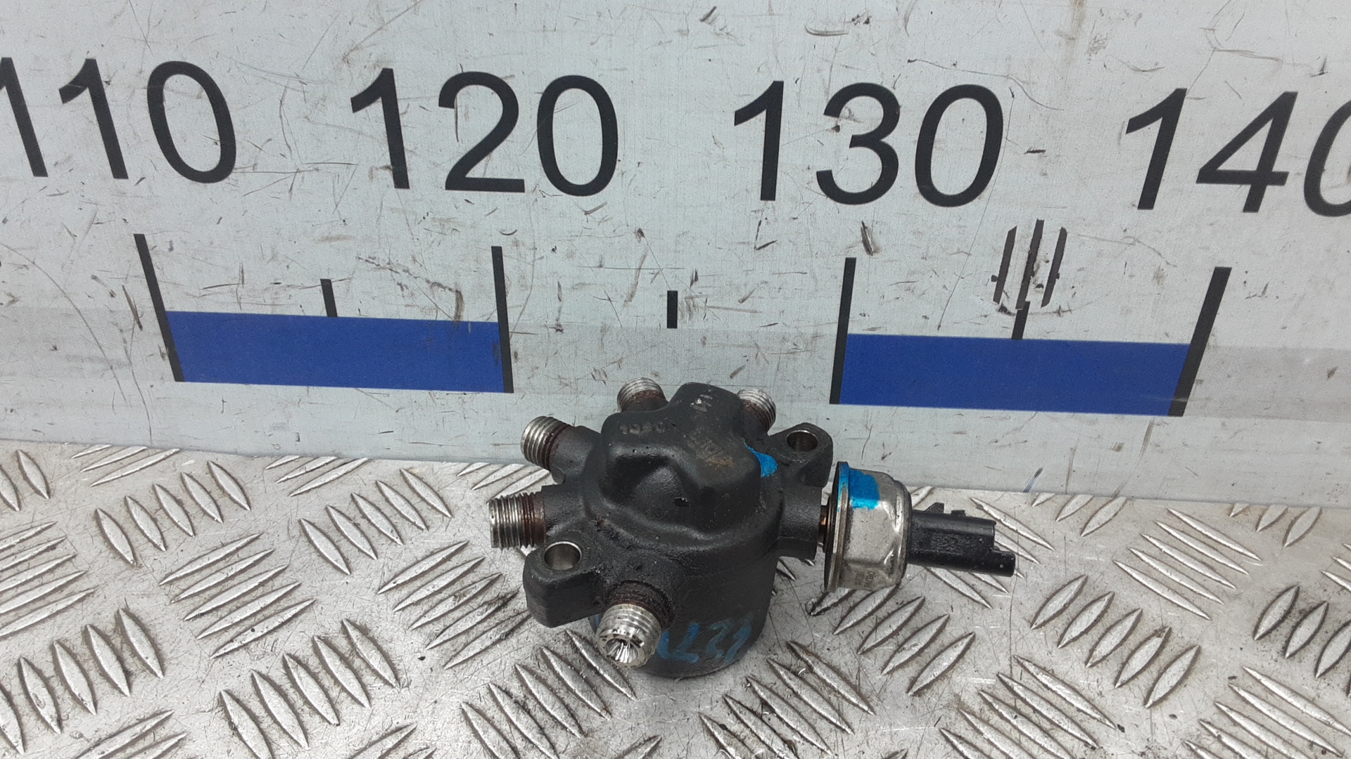 Рейка топливная (рампа)