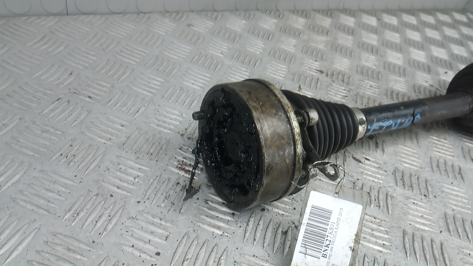 Полуось передняя левая