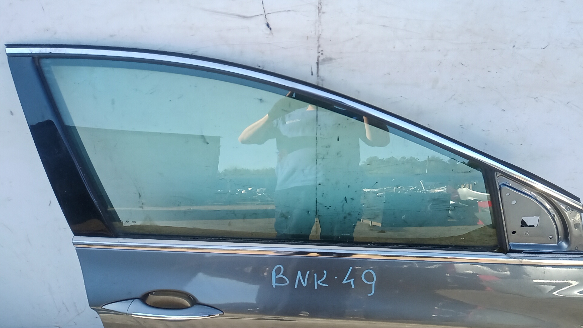 Дверь передняя правая