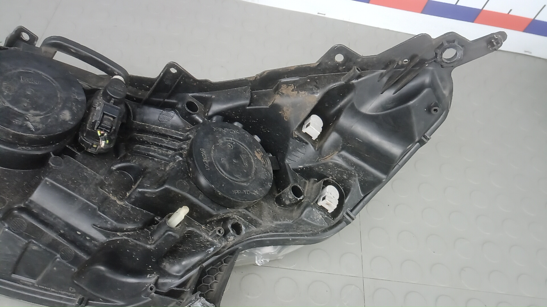 Фара правая