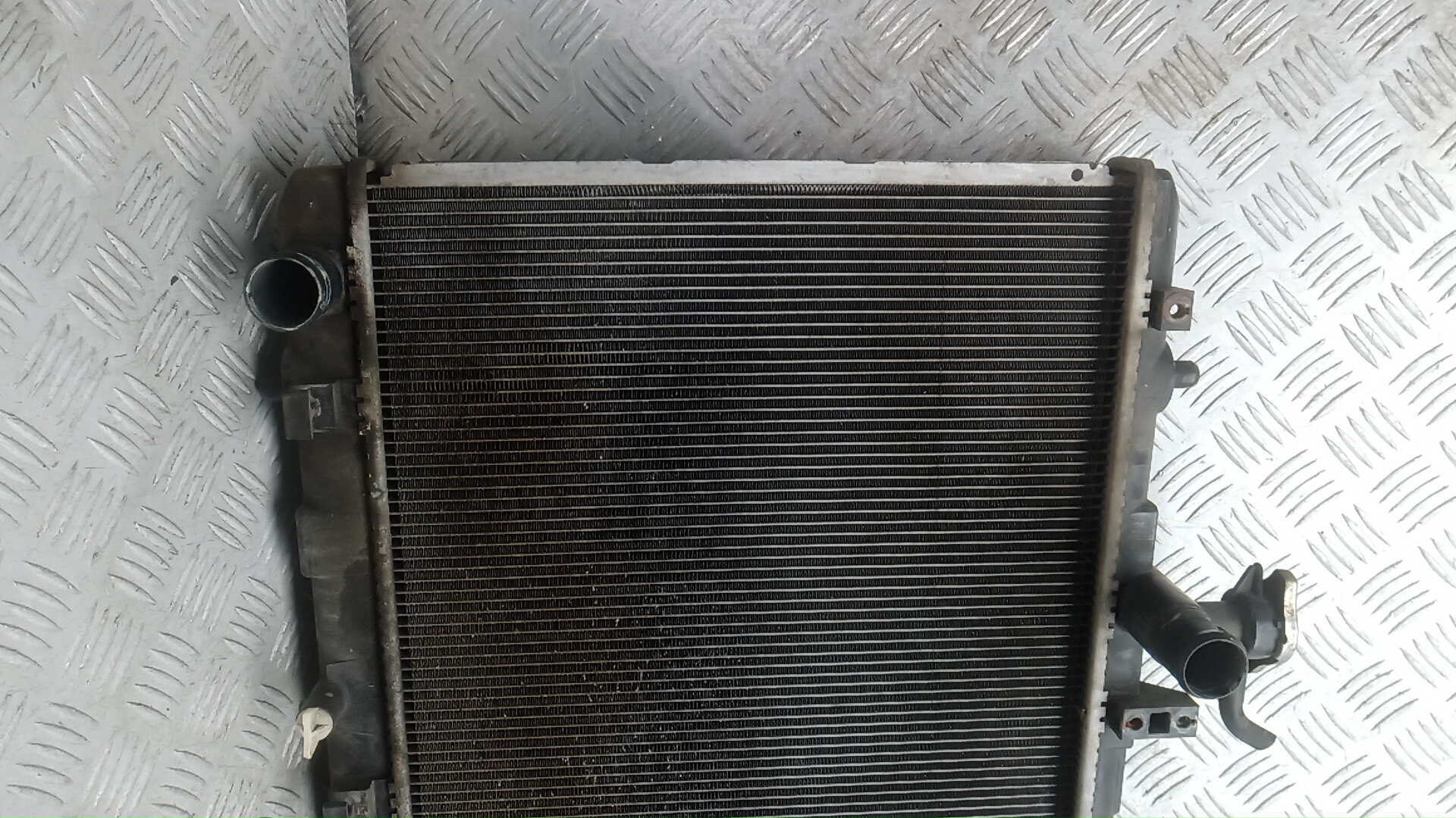 Радиатор охлаждения двигателя основной