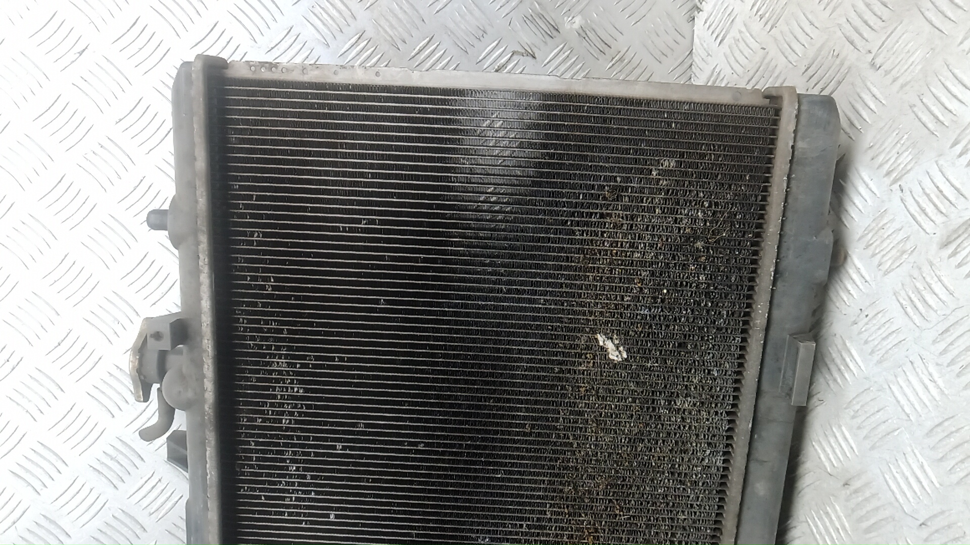 Радиатор охлаждения двигателя основной