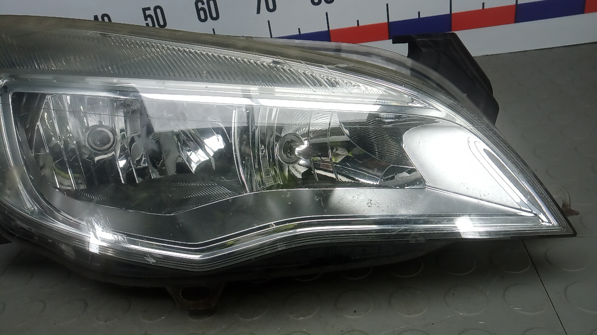 Фара правая