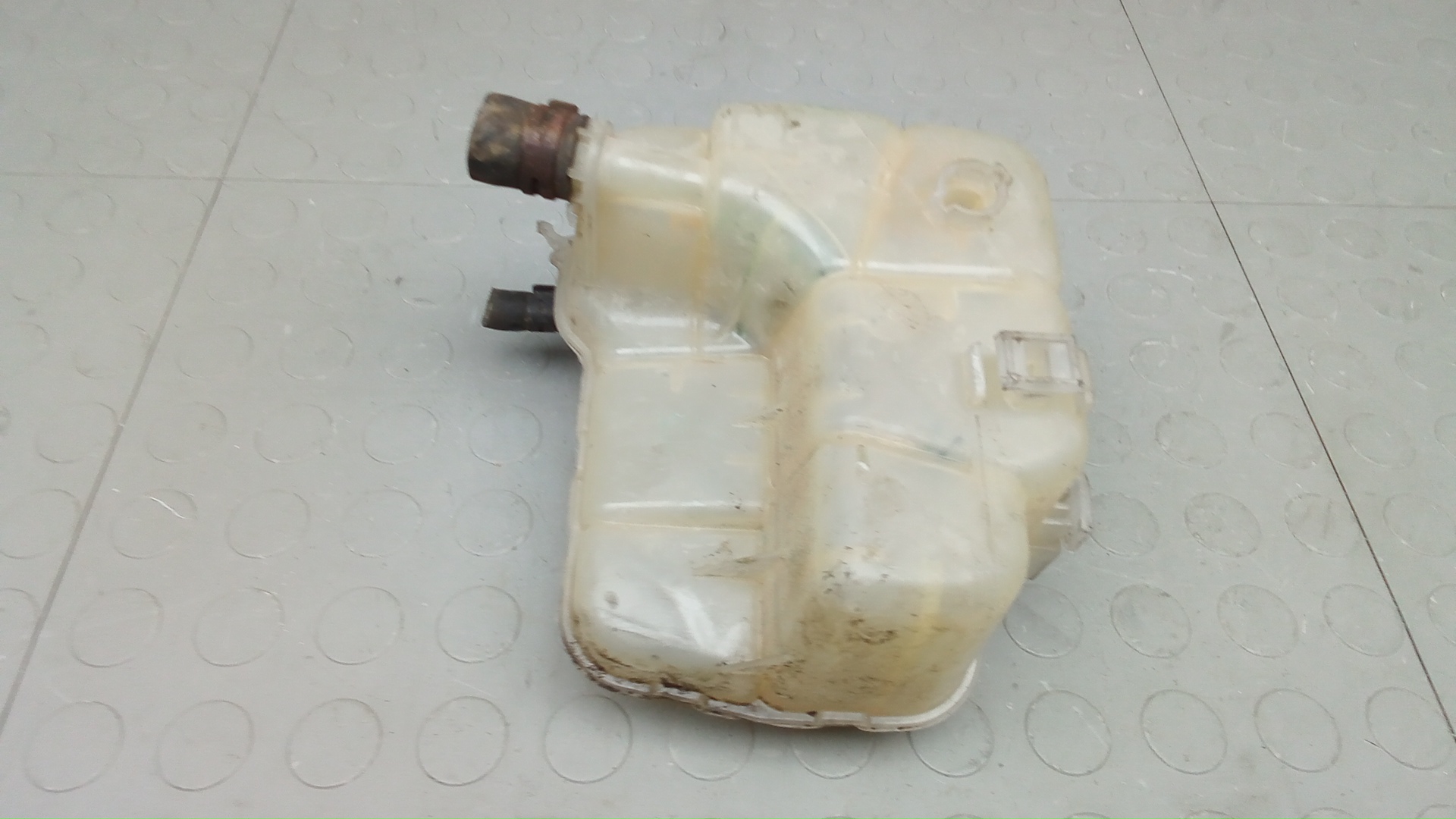 Бачок расширительный