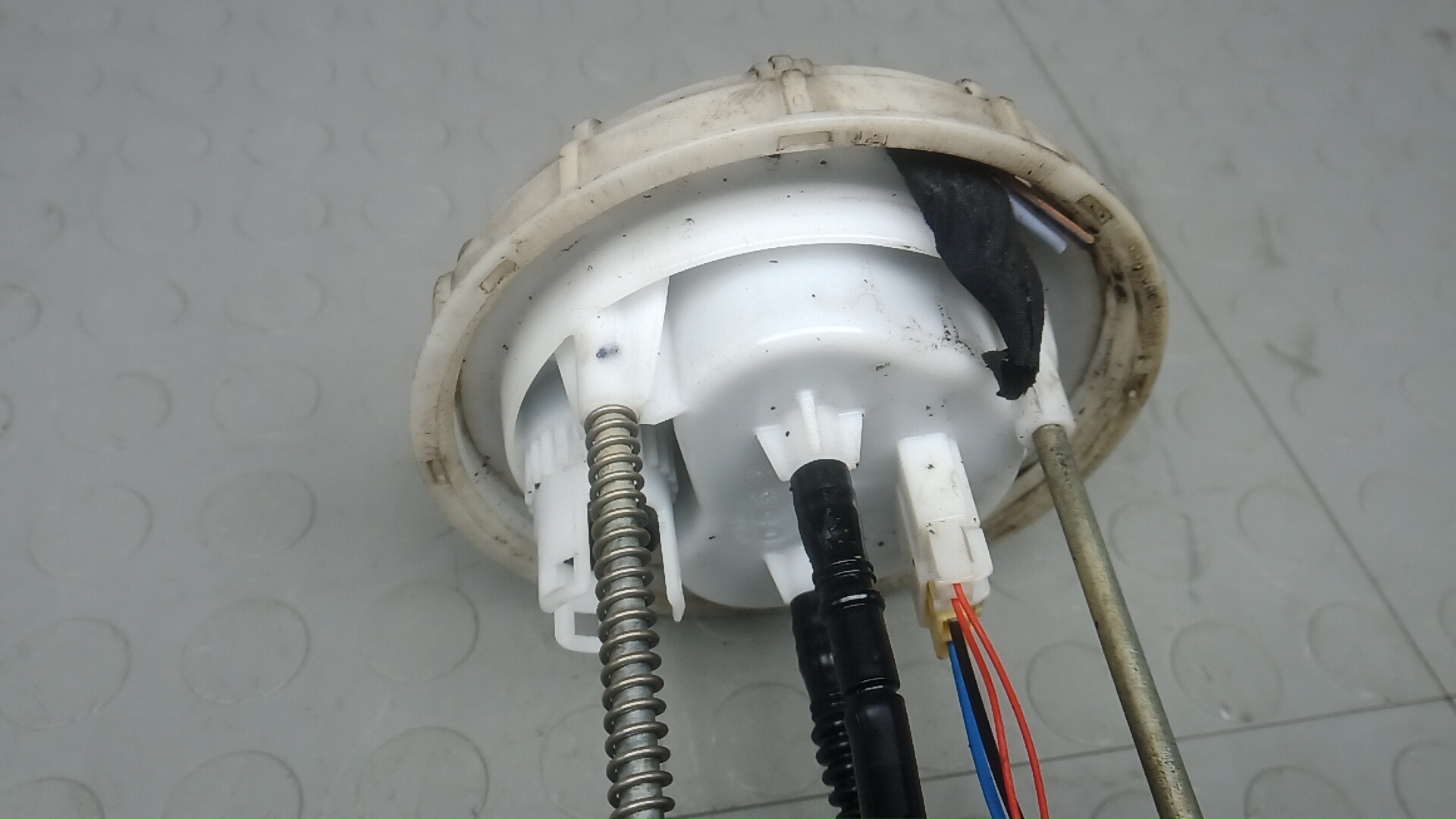 Насос топливный электрический