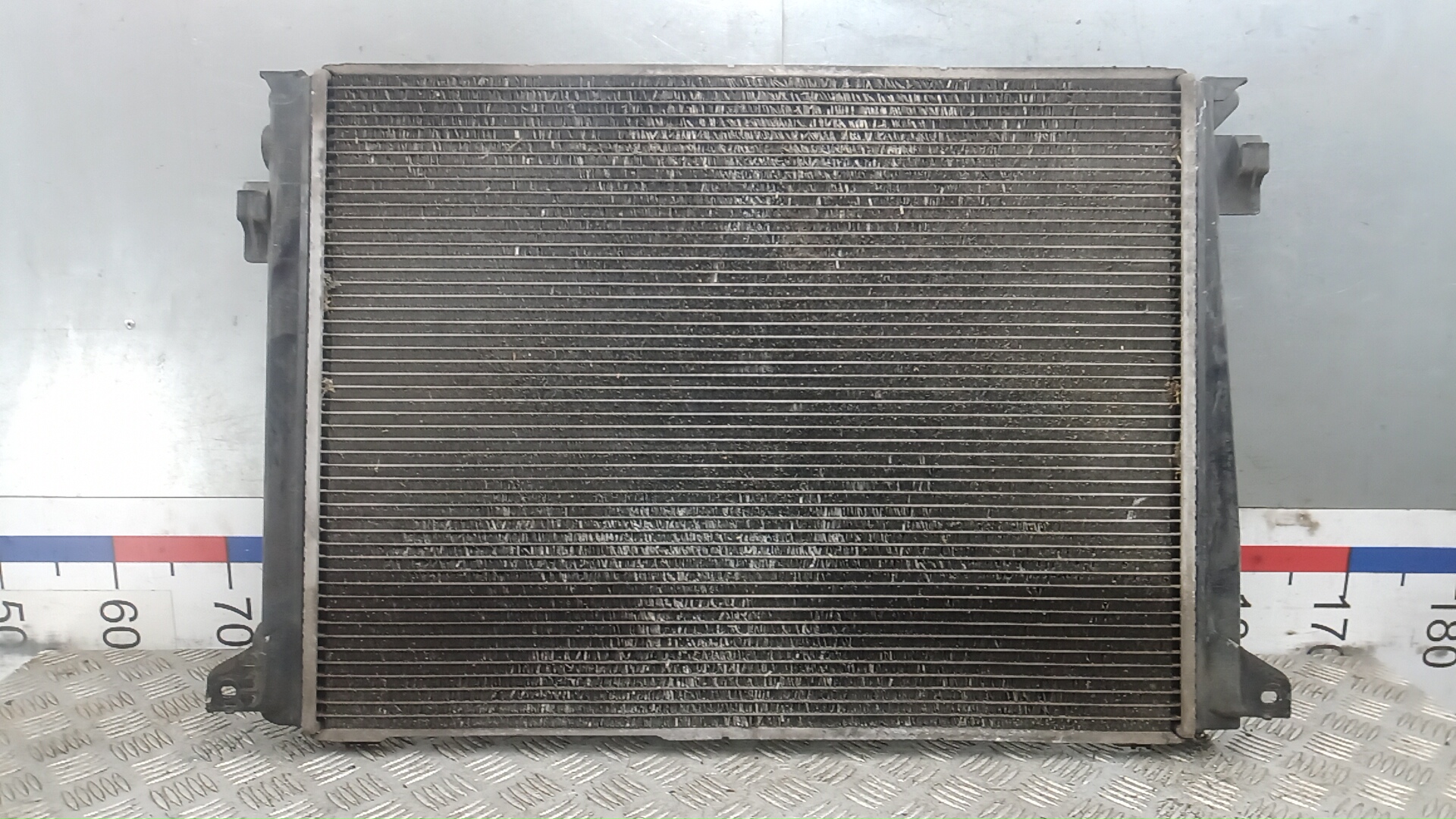 Радиатор охлаждения двигателя основной