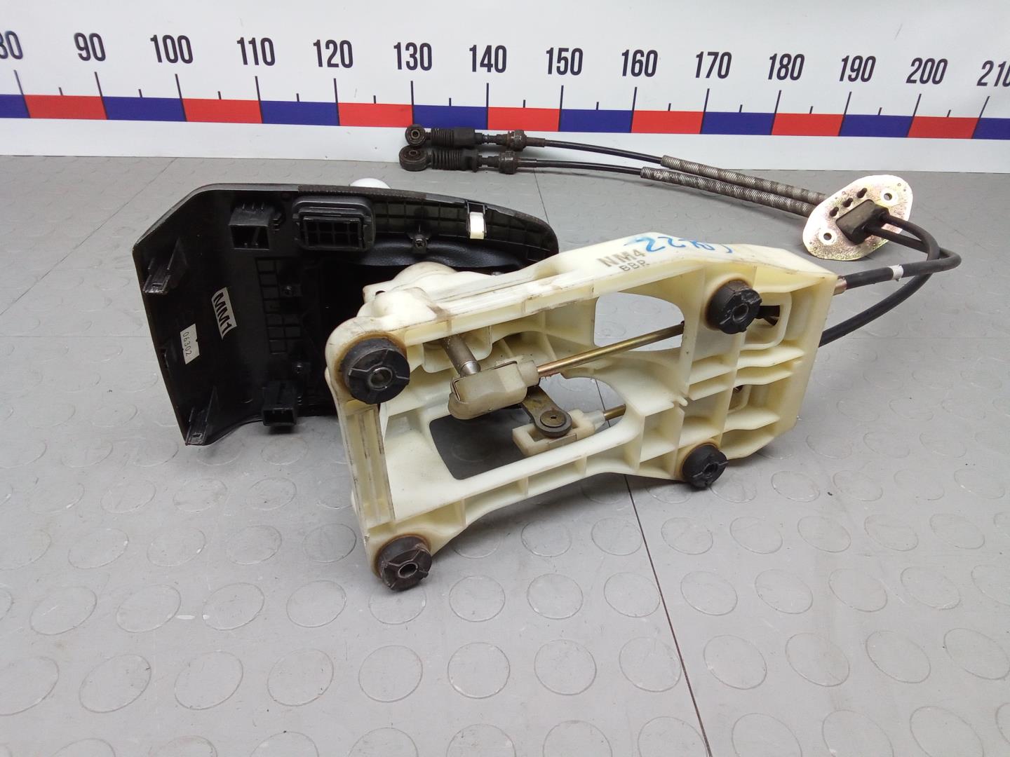 Кулиса МКПП / АКПП