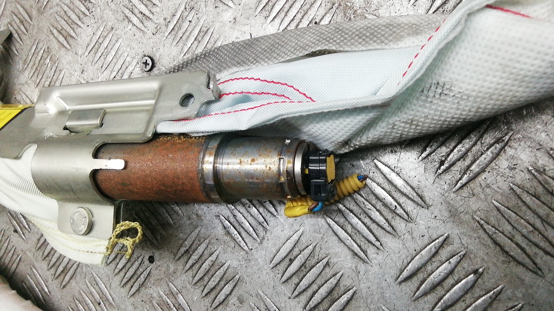 Подушка безопасности боковая (шторка)