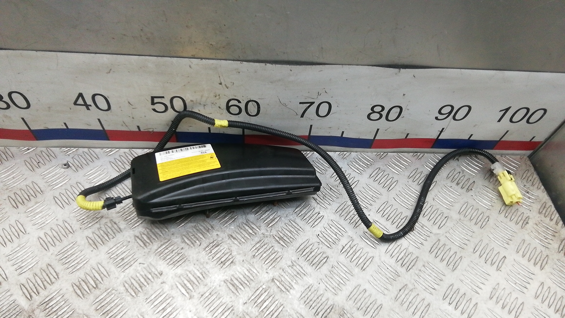 Подушка безопасности боковая (в сиденье)