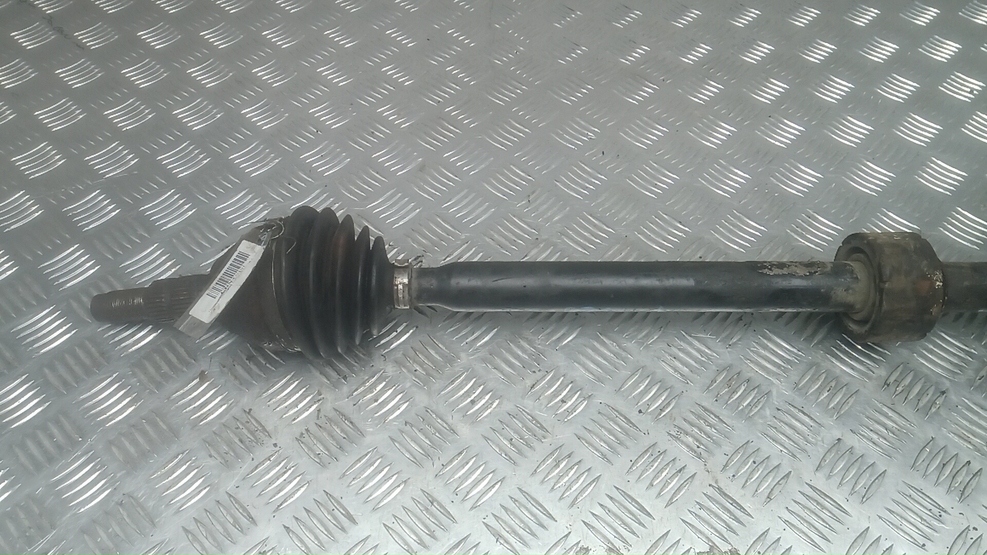 Полуось передняя правая