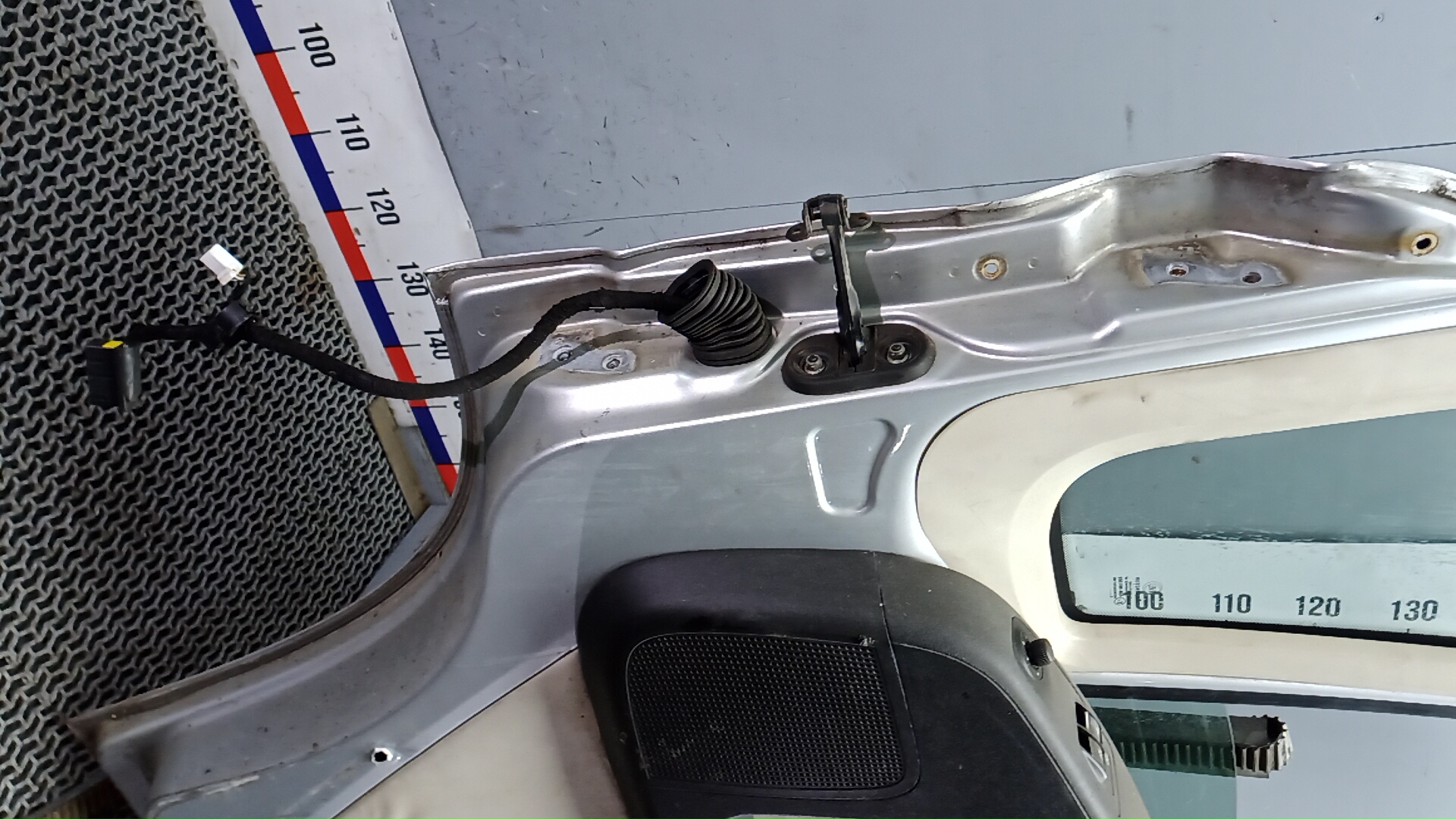 Дверь передняя правая