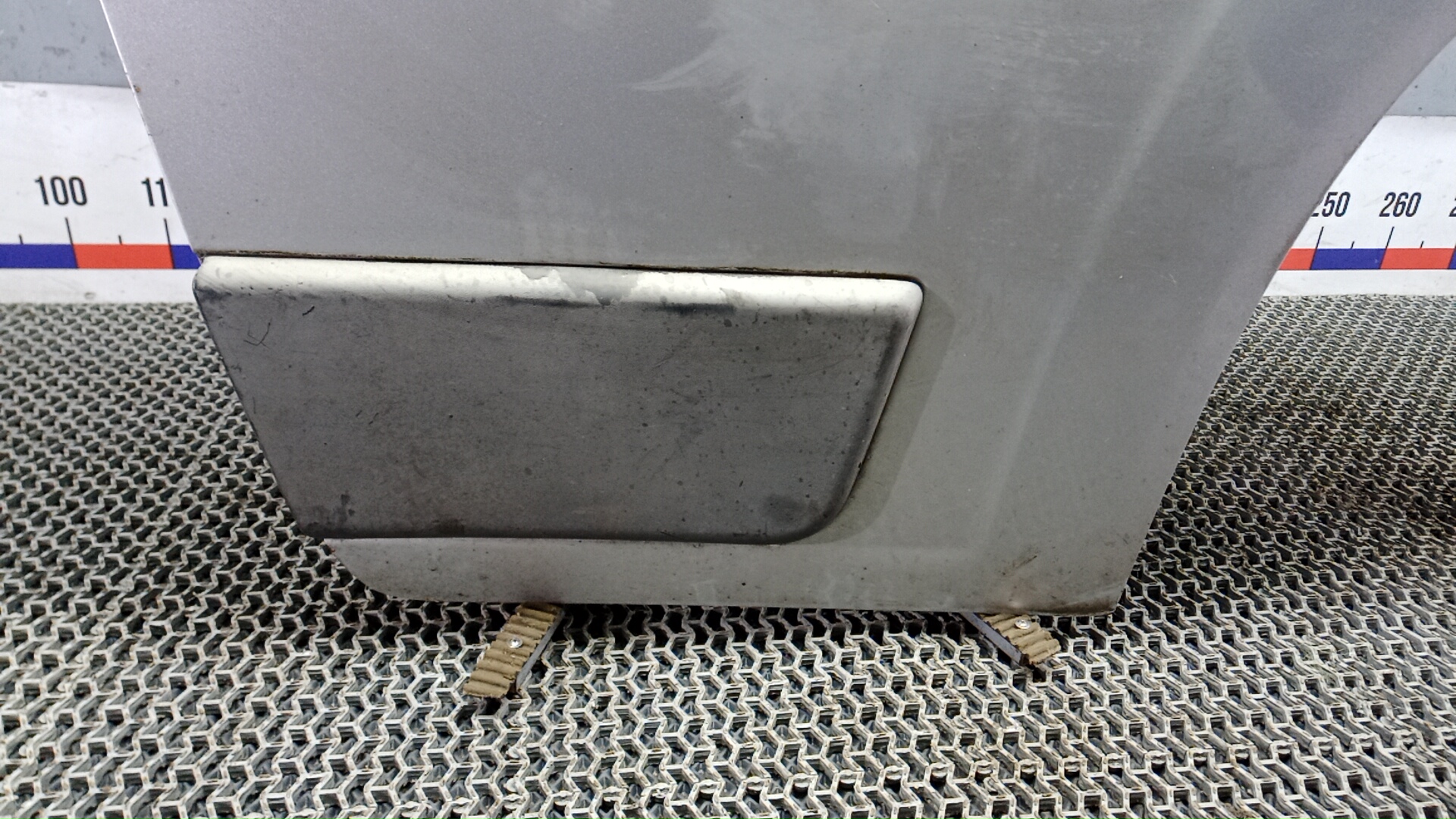 Дверь передняя правая