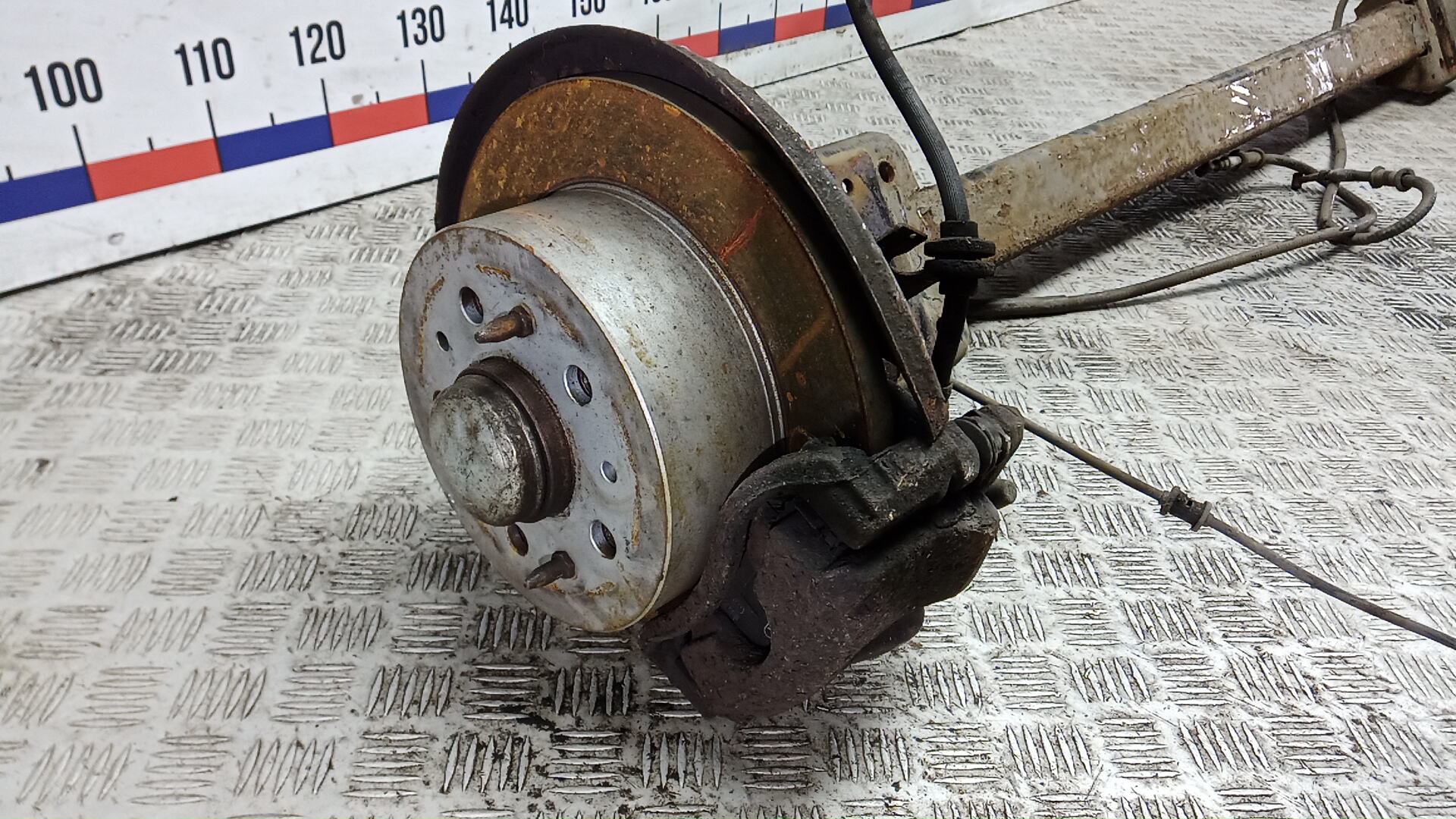 Балка задняя