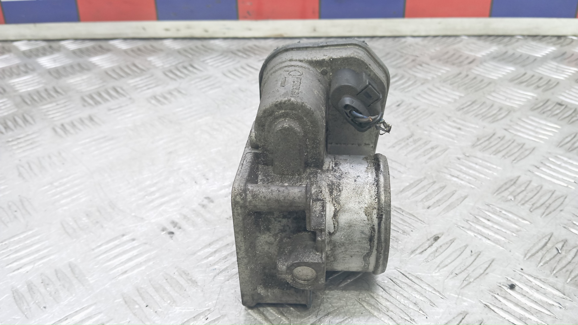 Заслонка дроссельная электрическая