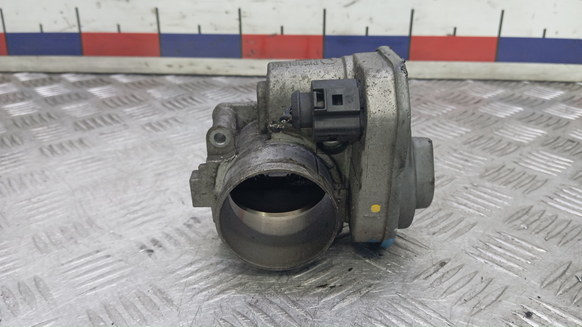 Заслонка дроссельная электрическая