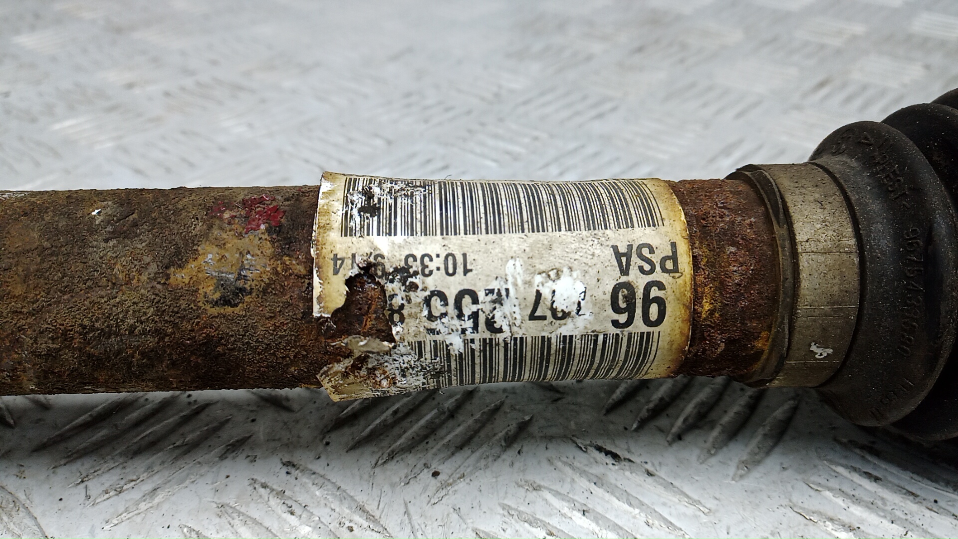 Полуось передняя правая