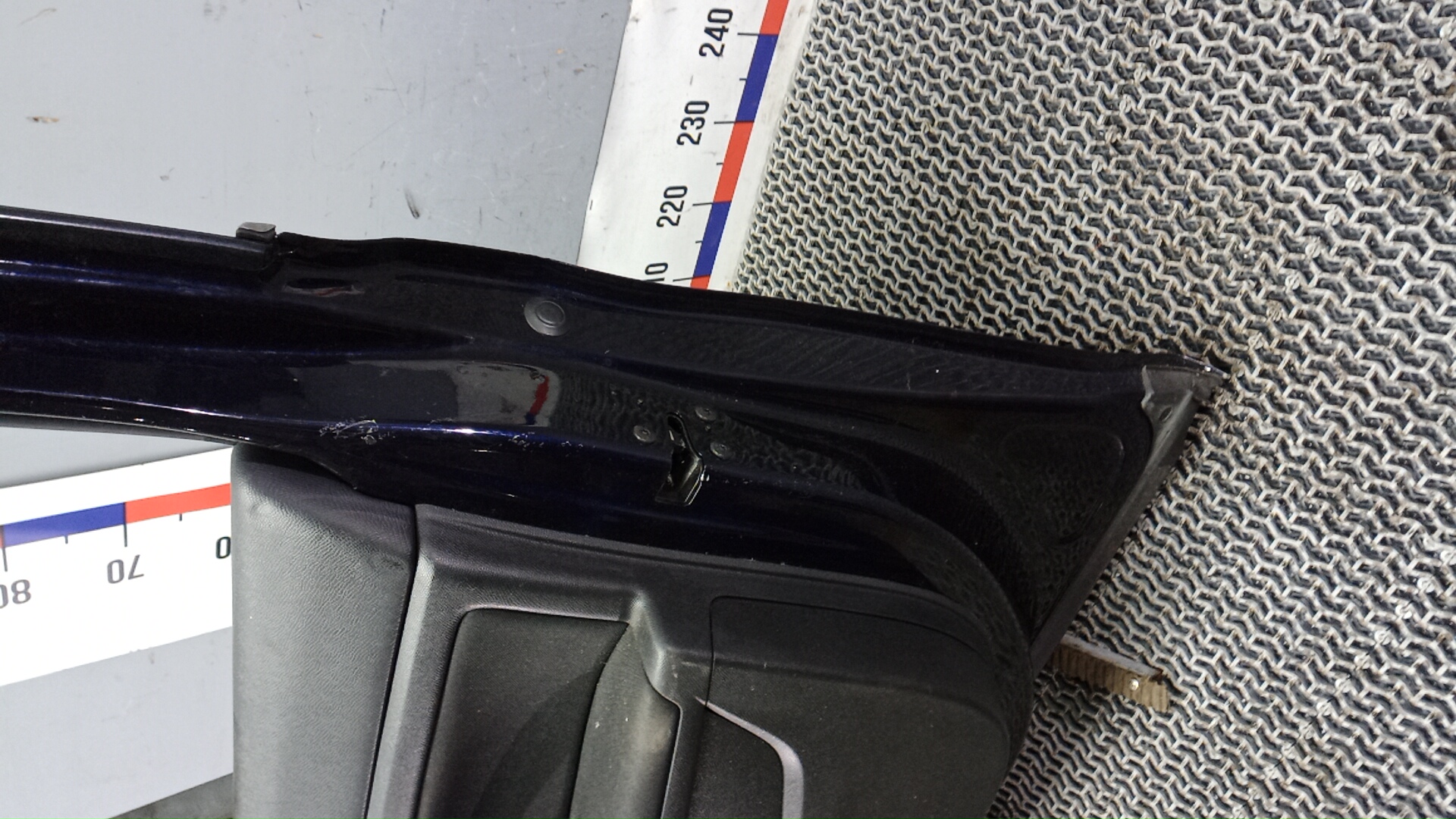 Дверь передняя правая