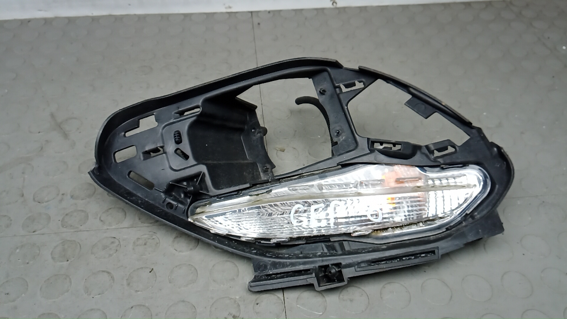 Указатель поворота правый