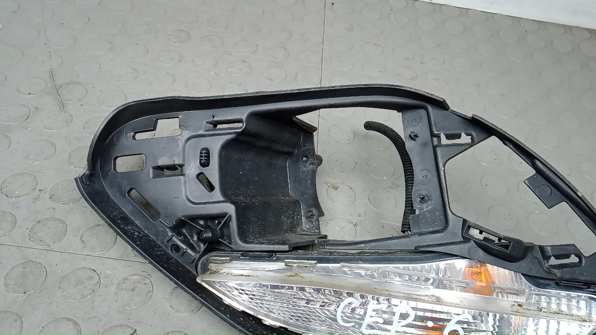 Указатель поворота правый