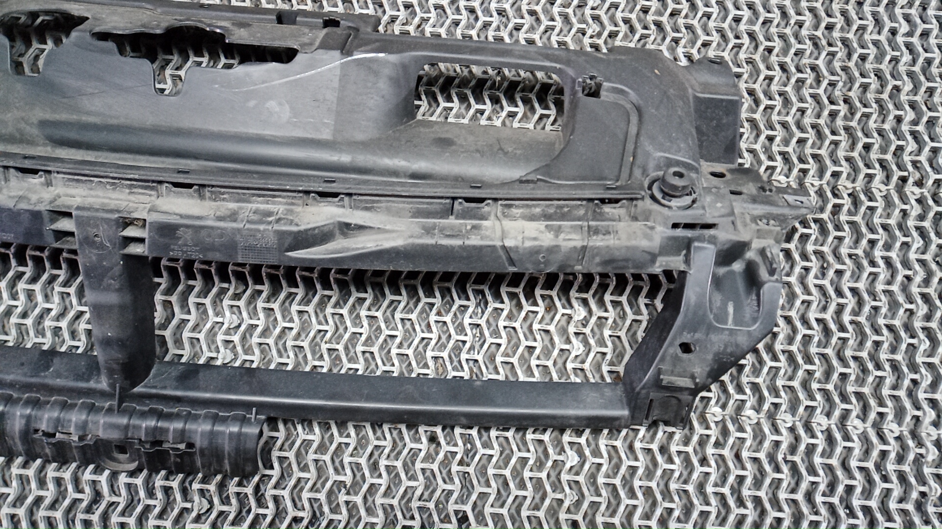 Панель передняя (телевизор)