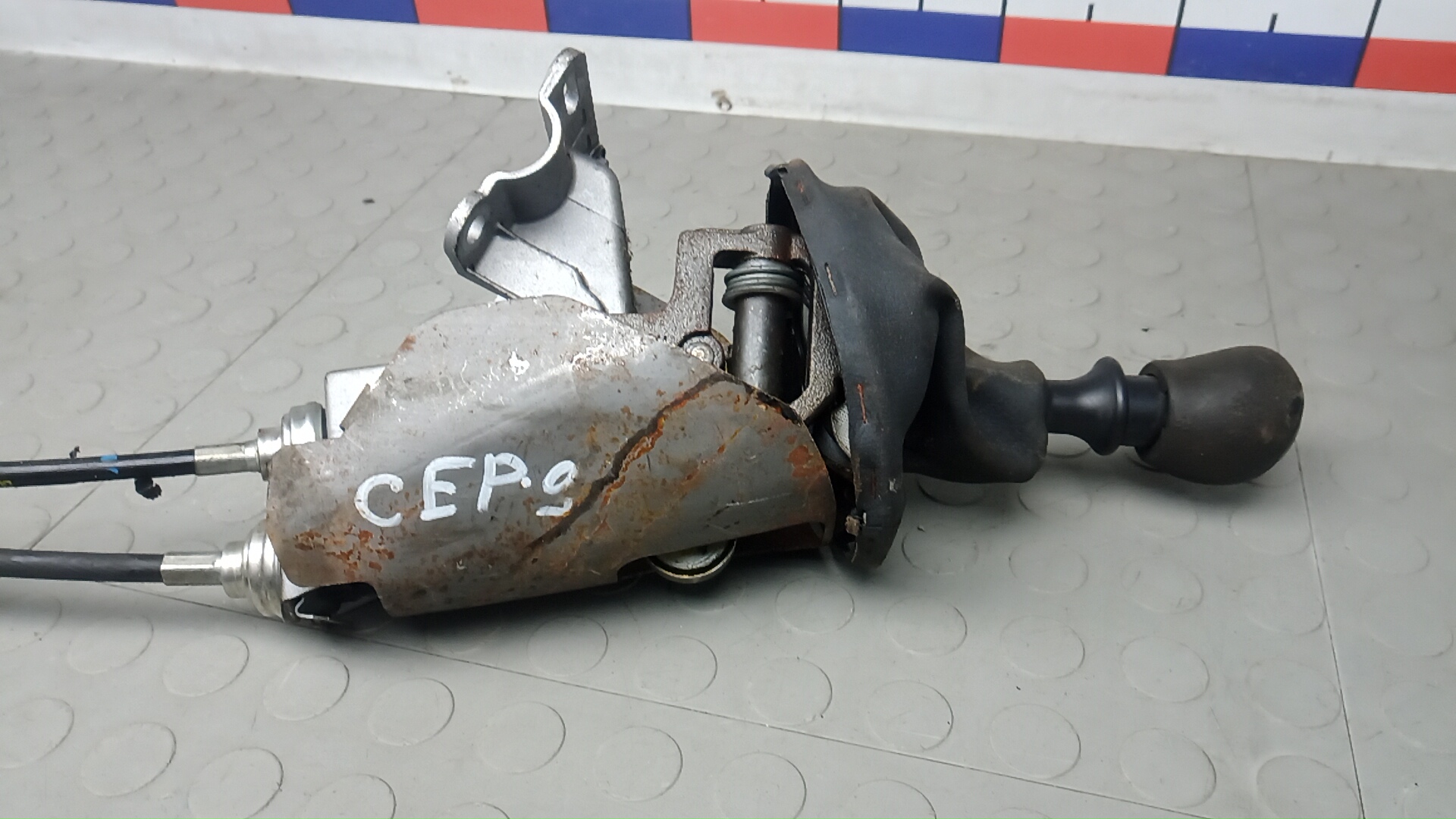 Кулиса МКПП / АКПП