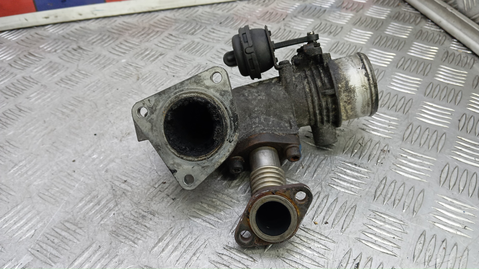 Заслонка дроссельная электрическая