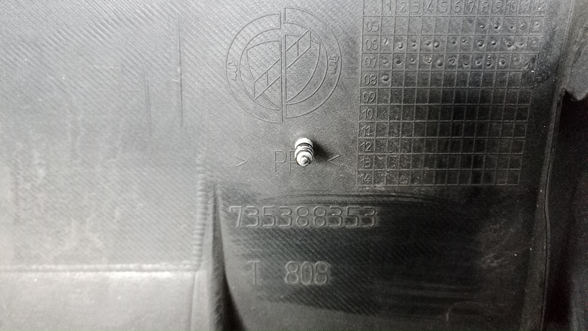 Бампер передний