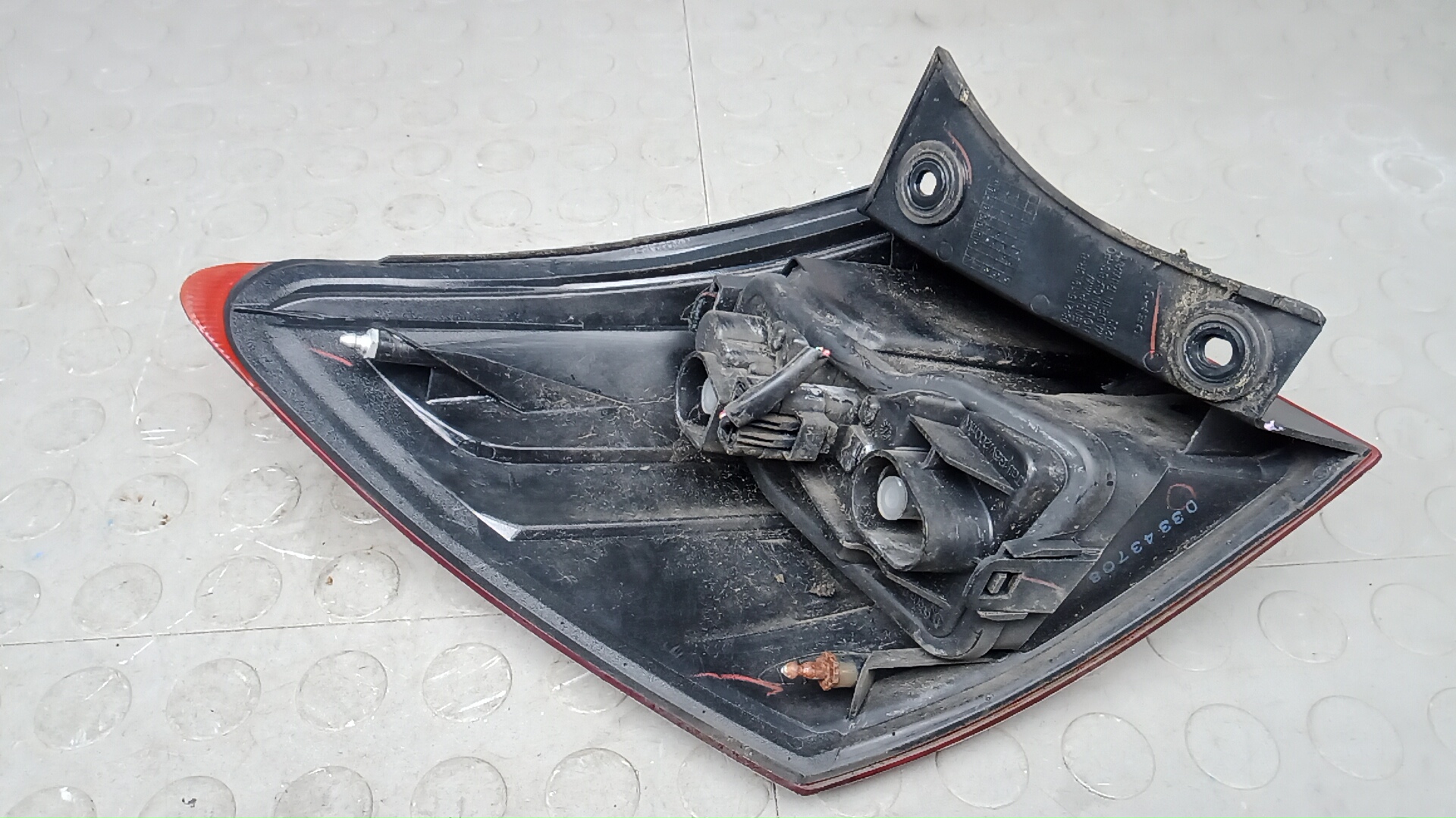 Фонарь задний правый