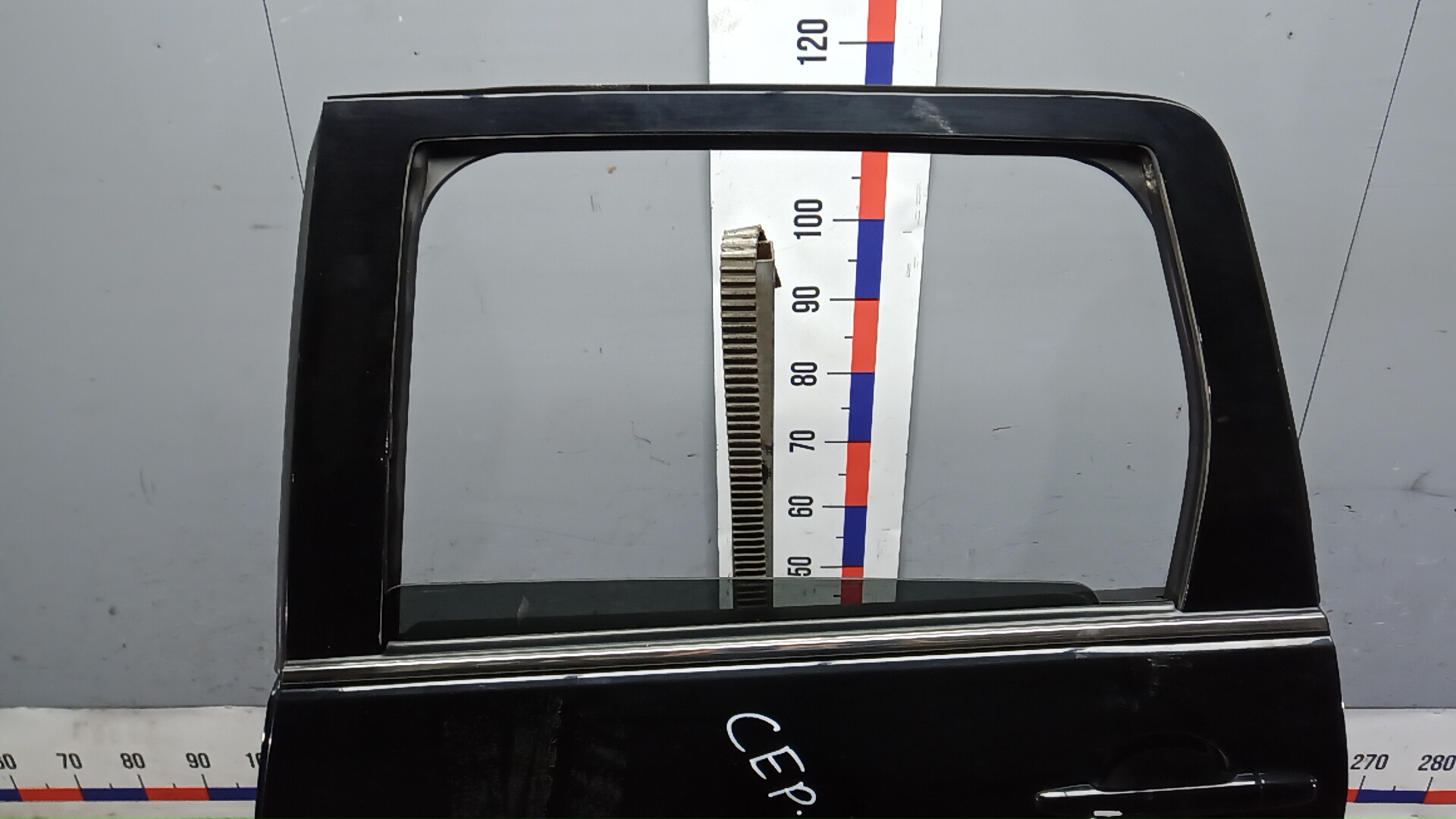 Дверь задняя левая