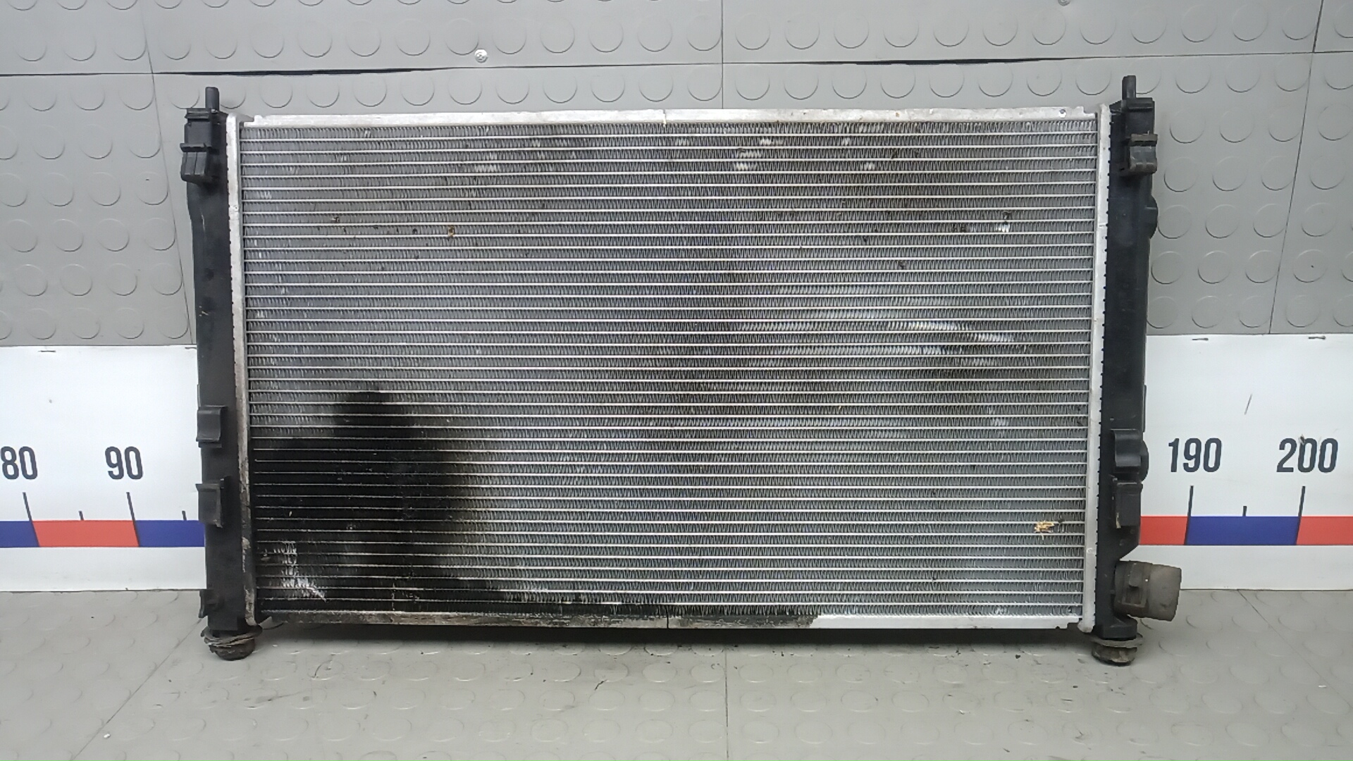 Радиатор охлаждения двигателя основной